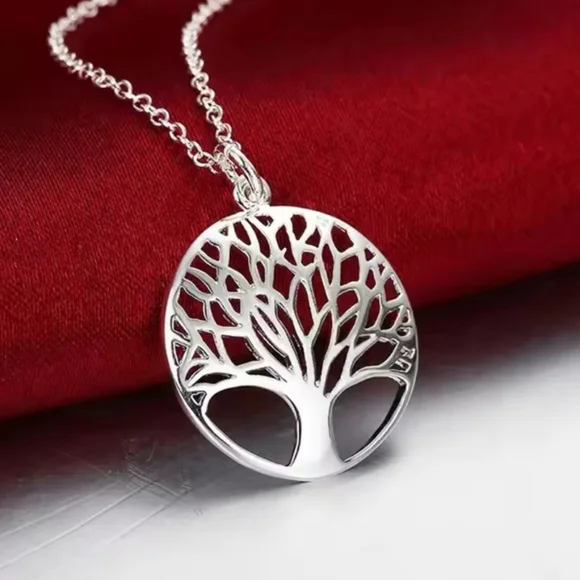 Elegant Silver Tree of Life Pendant Necklace - Picture 3 of 3
